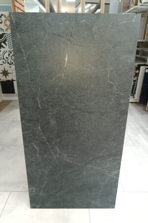 CORIA BLACK / PRETO BLACK czarny kamień z carvingiem 60X120 GAT I